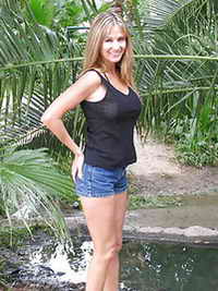 a milf from Lake Forest, Illinois